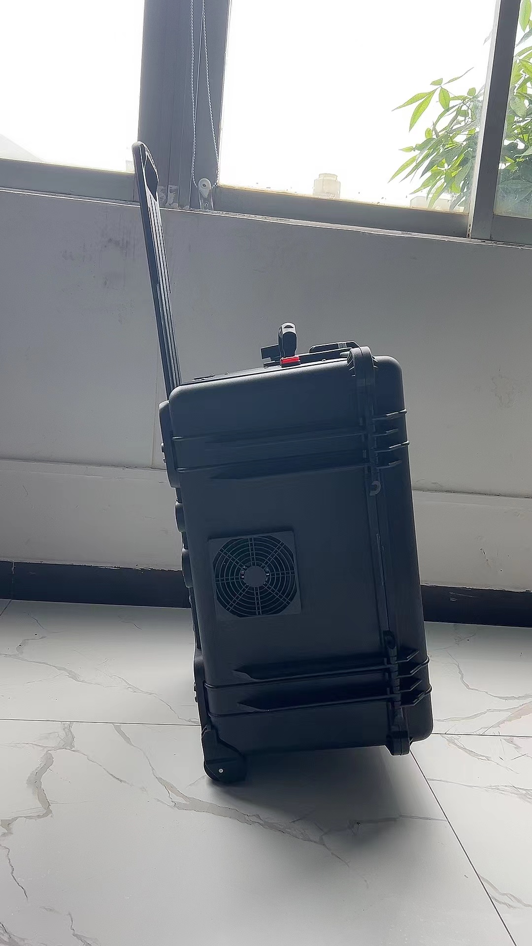 厦门手拉箱型移动通信干扰器